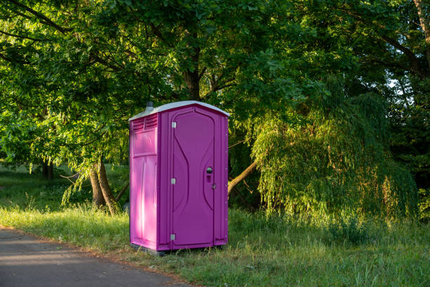 Best Portable restroom trailer rental  in Lorain, OH